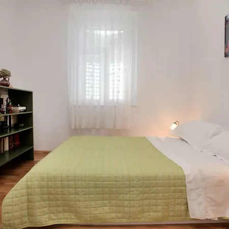 Toncika Apartmán *